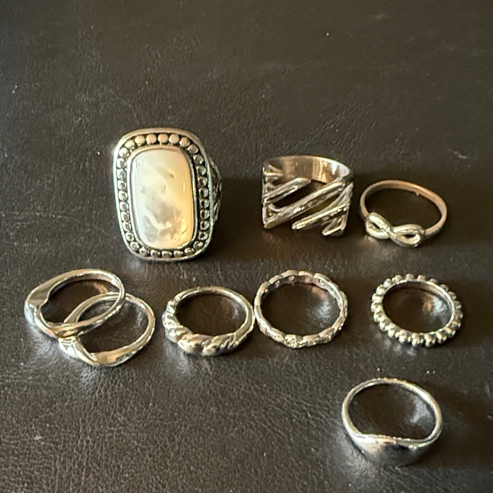 Elegant Costume Silver Ring.